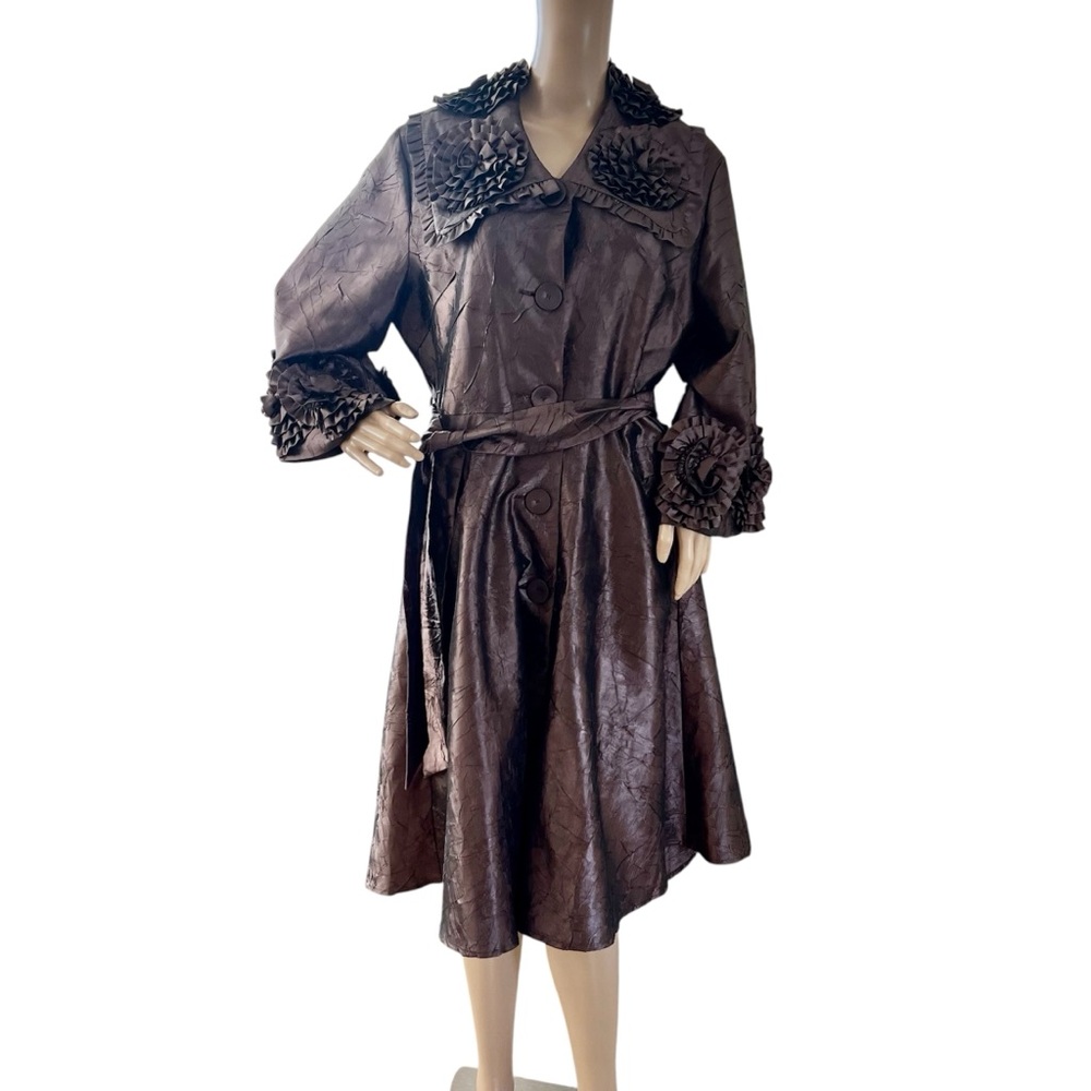 Vintage Rose 100% Silk pea coat rosette flowers neck and sleeves self belt